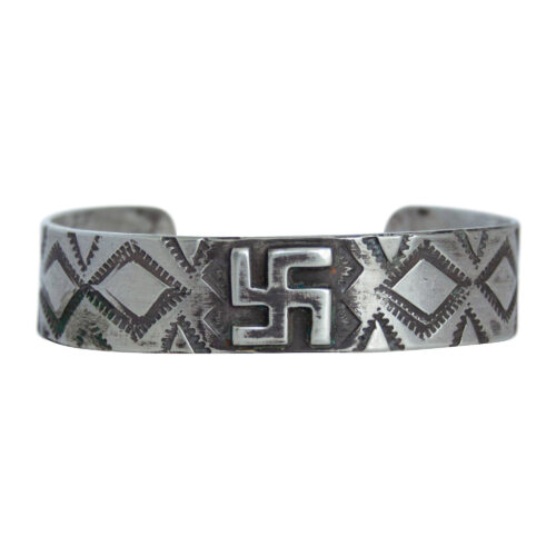 Whirling Log Navajo Bracelet